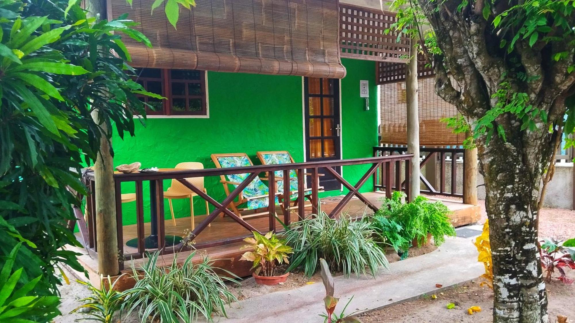 بيت للعطل Fern Self Catering *